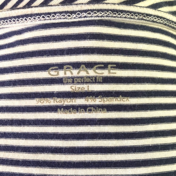 Women’s Grace the perfect fit size large navy and white striped T-shirt - Picture 4 of 4